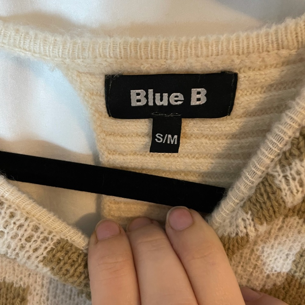 NWOT Blue B tan and cream open back leopard sweater - Picture 6 of 6